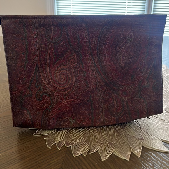Etro made in Italy 🇮🇹 clutch - Picture 2 of 6